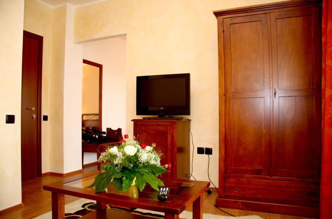 Club Insieme Grand Resort Potlogi Pokój zdjęcie