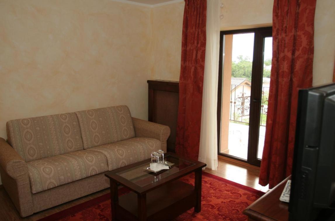 Club Insieme Grand Resort Potlogi Pokój zdjęcie
