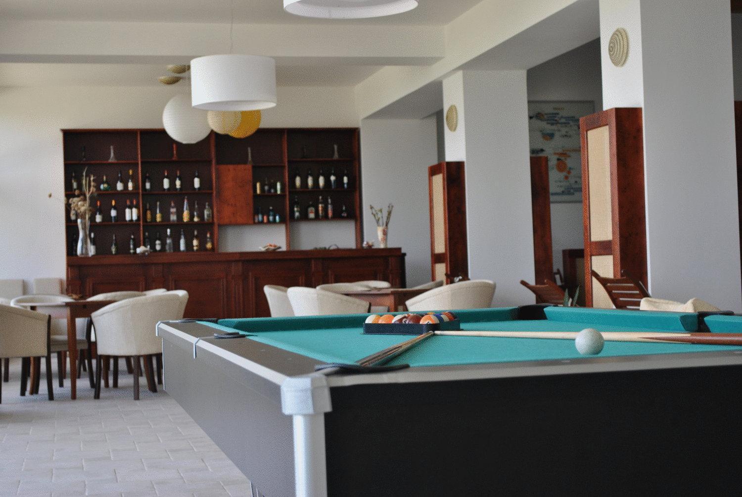 Club Insieme Grand Resort Potlogi Zewnętrze zdjęcie